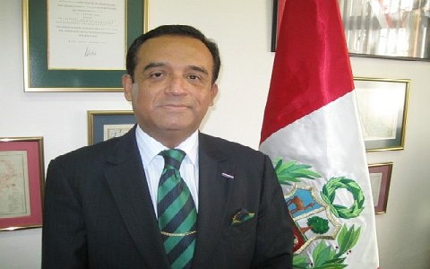 Secretario General, Alberto Salas Barahona, Embajador